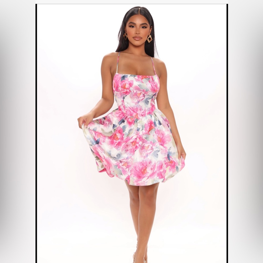 BNWT Fashion Nova Floral Spring Mini Dress